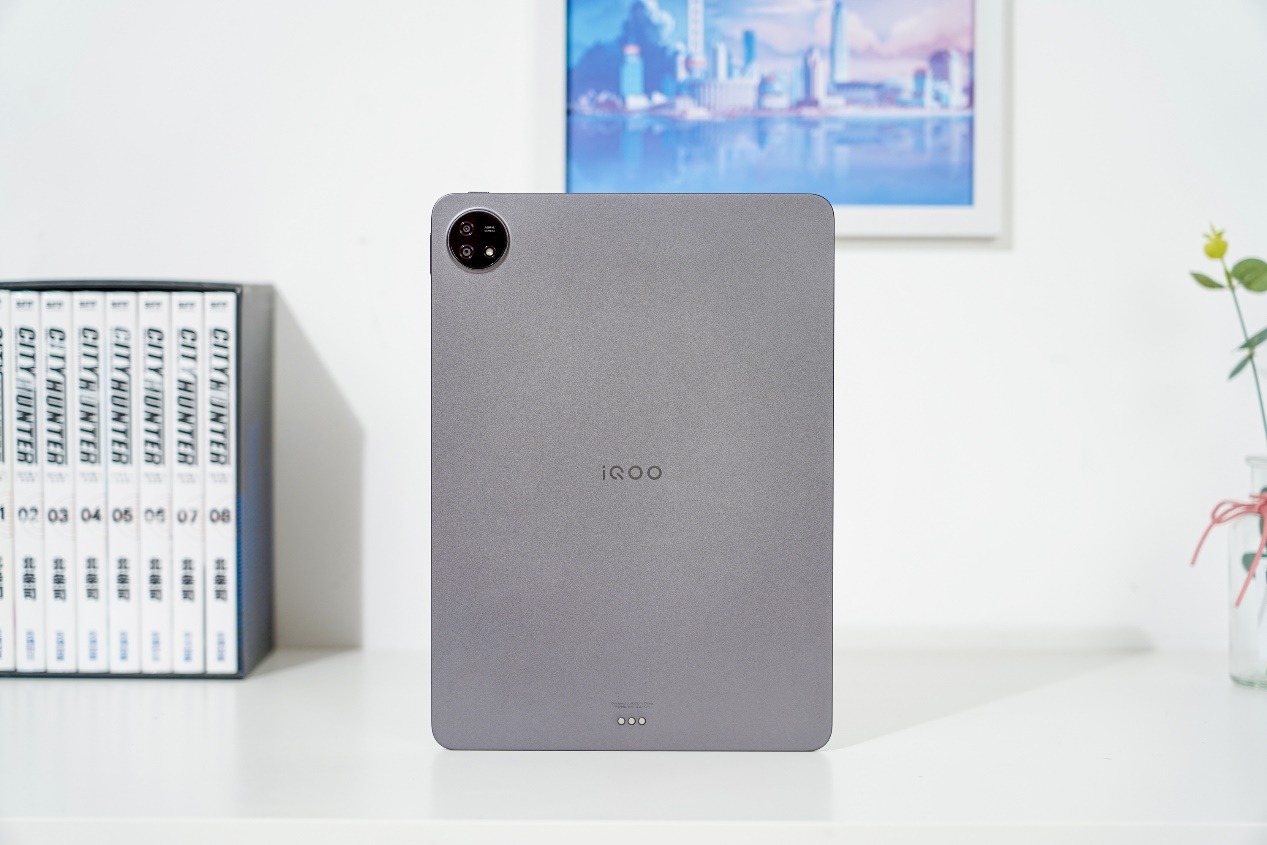 iqoopad平板与苹果平板11寸对比,iqoopad8寸平板评测