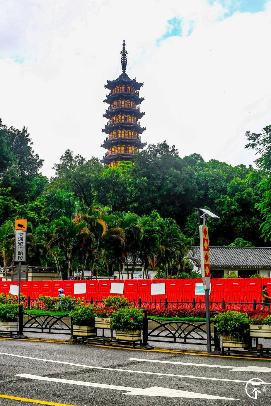 深圳富士康打工真实生活,我在富士康干了24天能拿多少钱