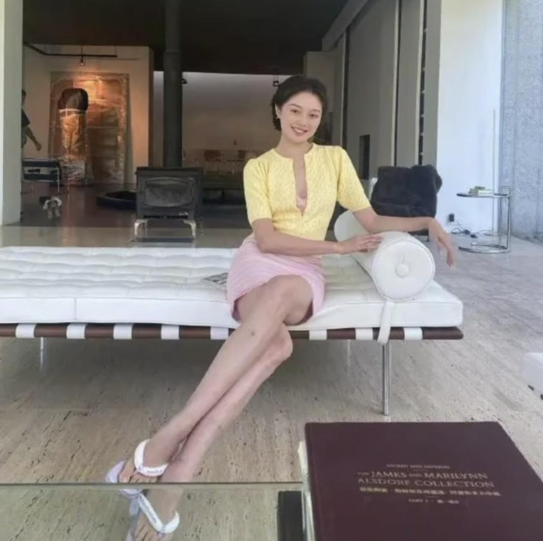 又穿假货被锤！京圈贵妇变寒门贵妇，网红晚晚是怎么沦为全网嘲的