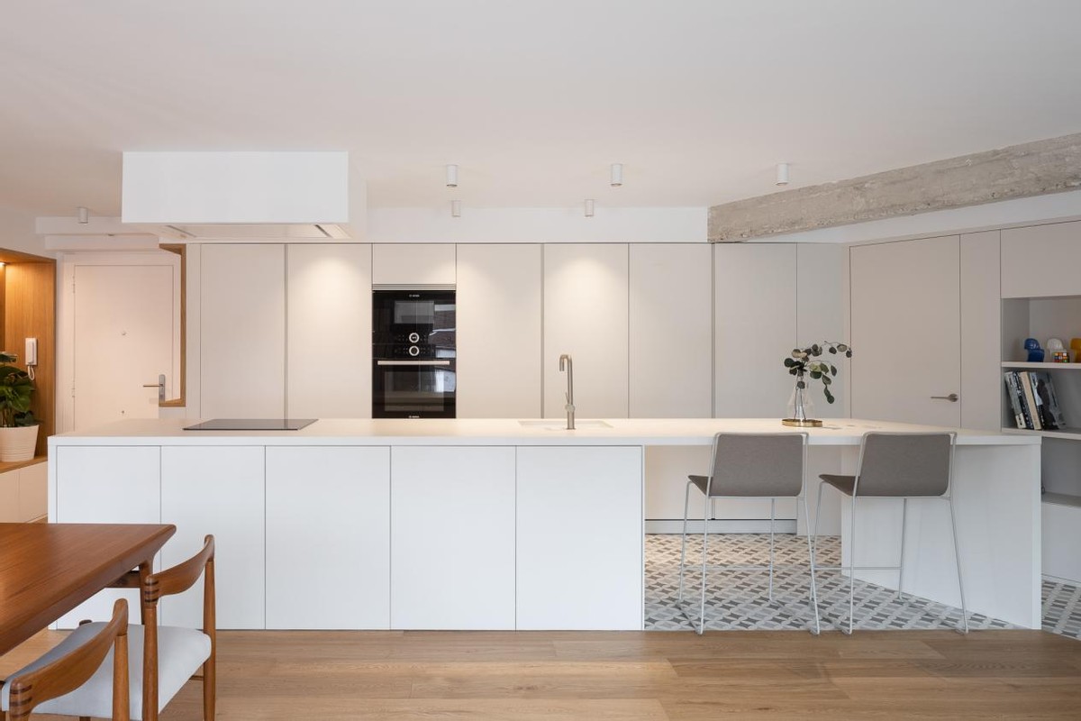 学了她家电视柜、橱柜一体化，发现不是一般显大，比多买20㎡划算