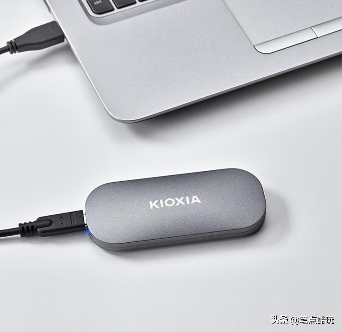 SSD有必要升级2TB吗?一文读懂开学季两种高性价比存储扩容方案