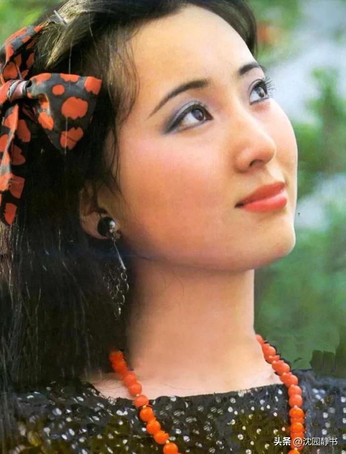 长得貌美如花演技不温不火女星,女明星惊艳时光的盛世美颜