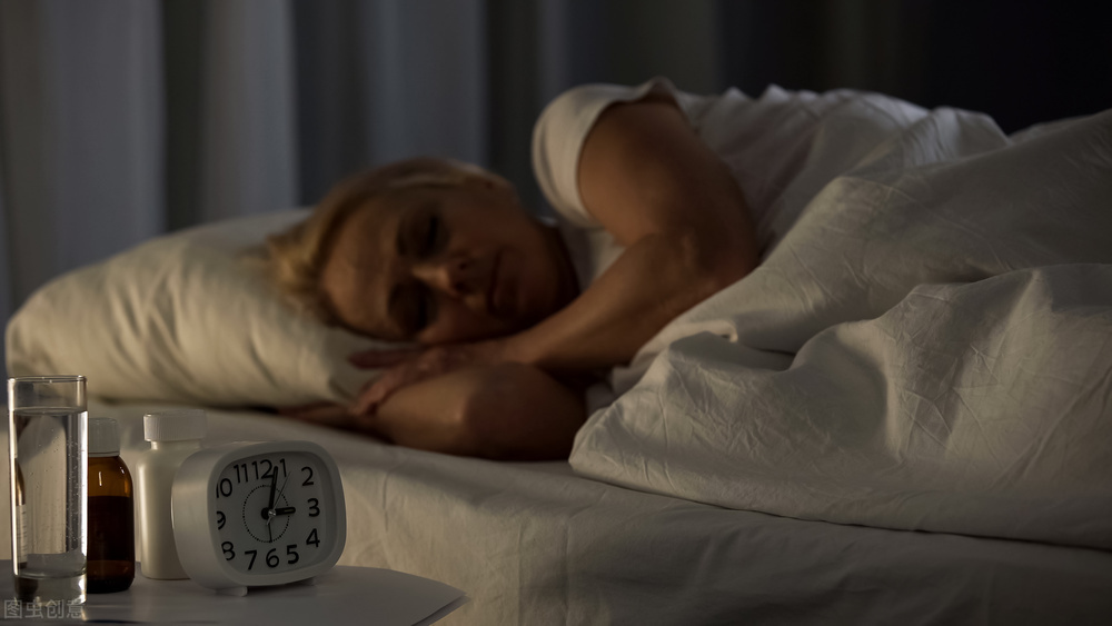 阿普唑仑与艾司唑仑的区别与禁忌,常吃阿普唑仑有何副作用