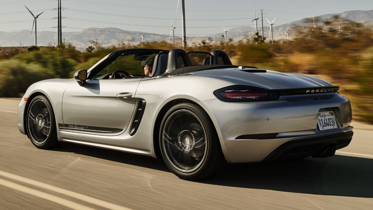 十大平民跑车哪一辆是你的梦想,平民跑车推荐四座