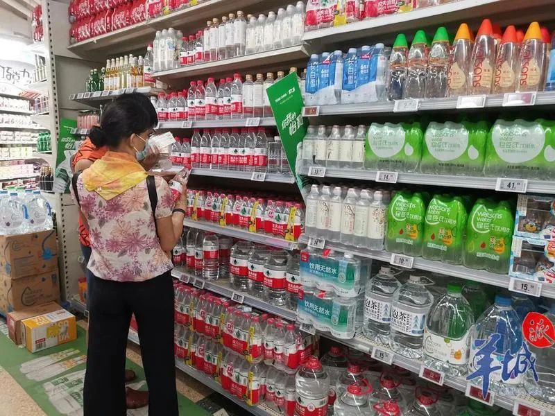 喝碱性水容易生儿子？价格高出数倍的“母婴水”是交“智商税”吗？