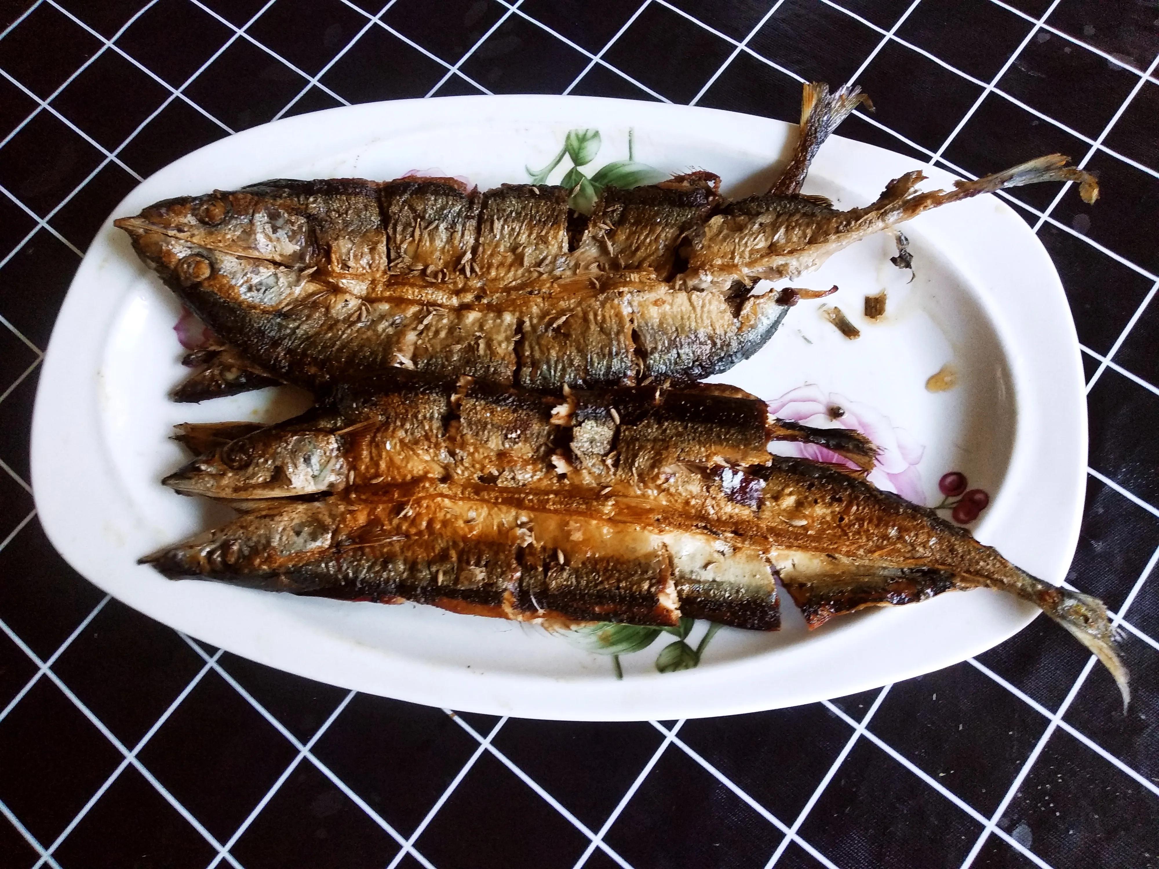 夏天吃海鱼，内行专挑这5种，肉鲜不腥无法养殖，摊主都夸是行家