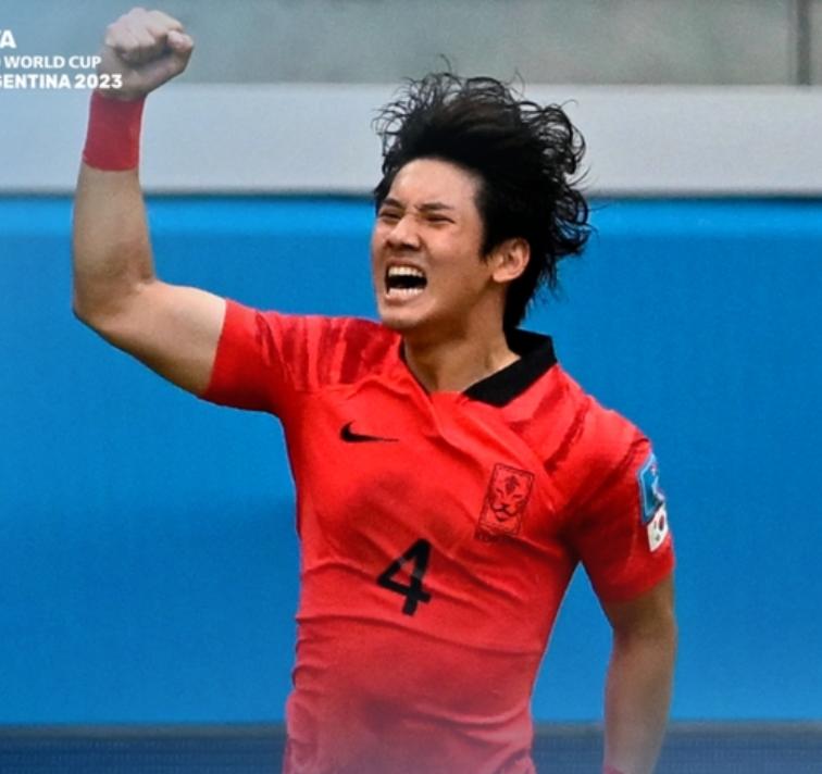 韩国队91分钟绝杀翻盘进球过程,亚洲之光韩国队世界杯精彩进球