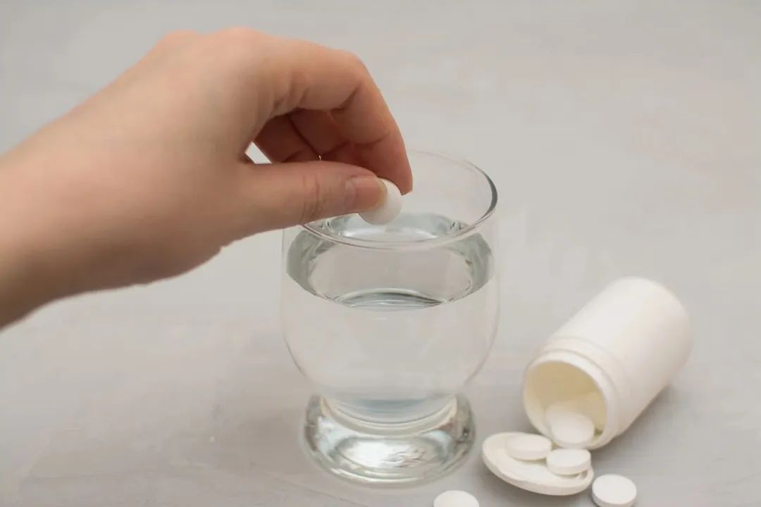 75岁老人抗击肺癌,80岁老人抗癌症