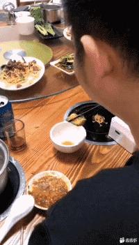 现在生意都难做的高情商回复,最近生意太好了高情商回复