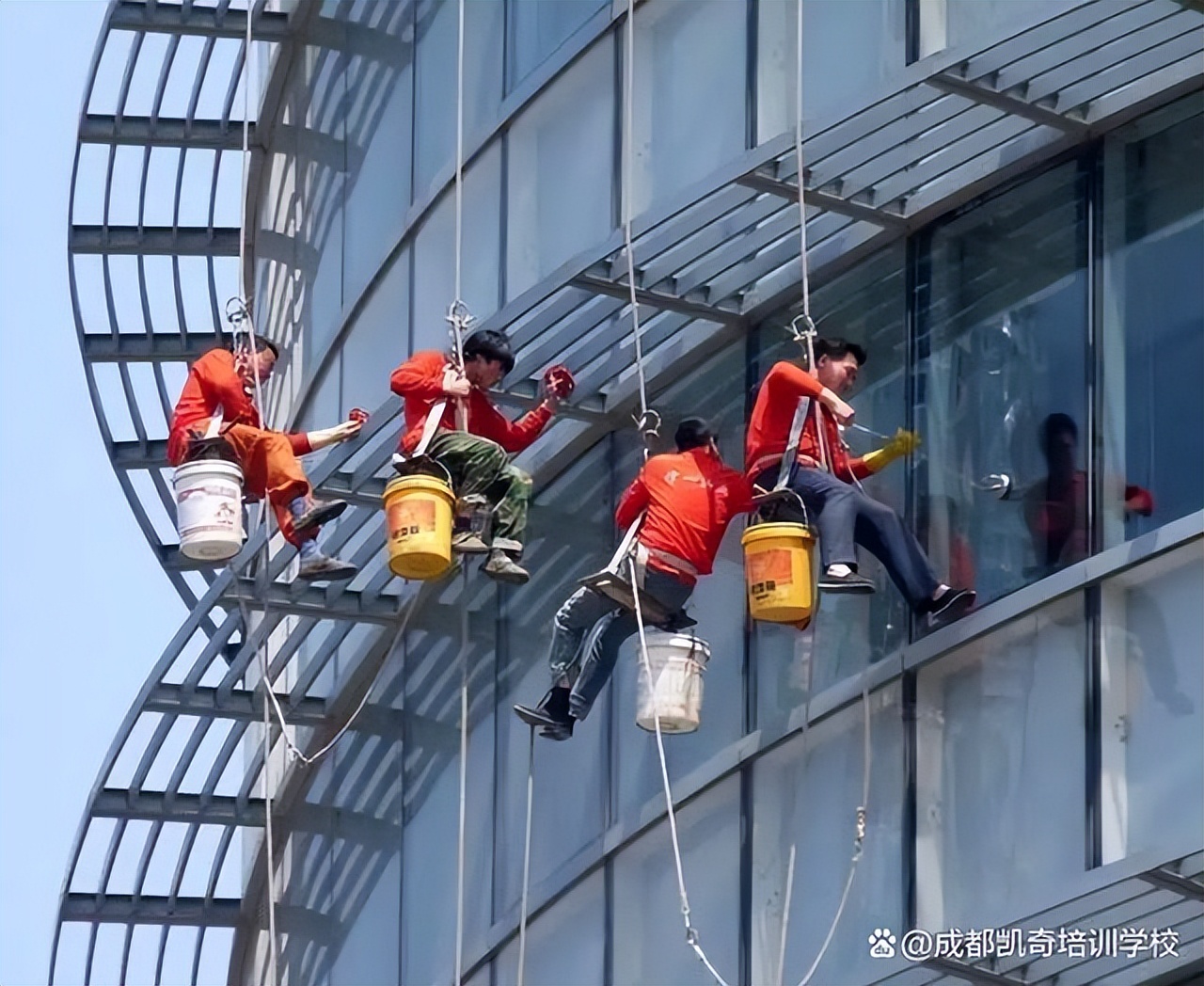 高空作业证怎么办理,苏州高空作业证快速办理多少钱