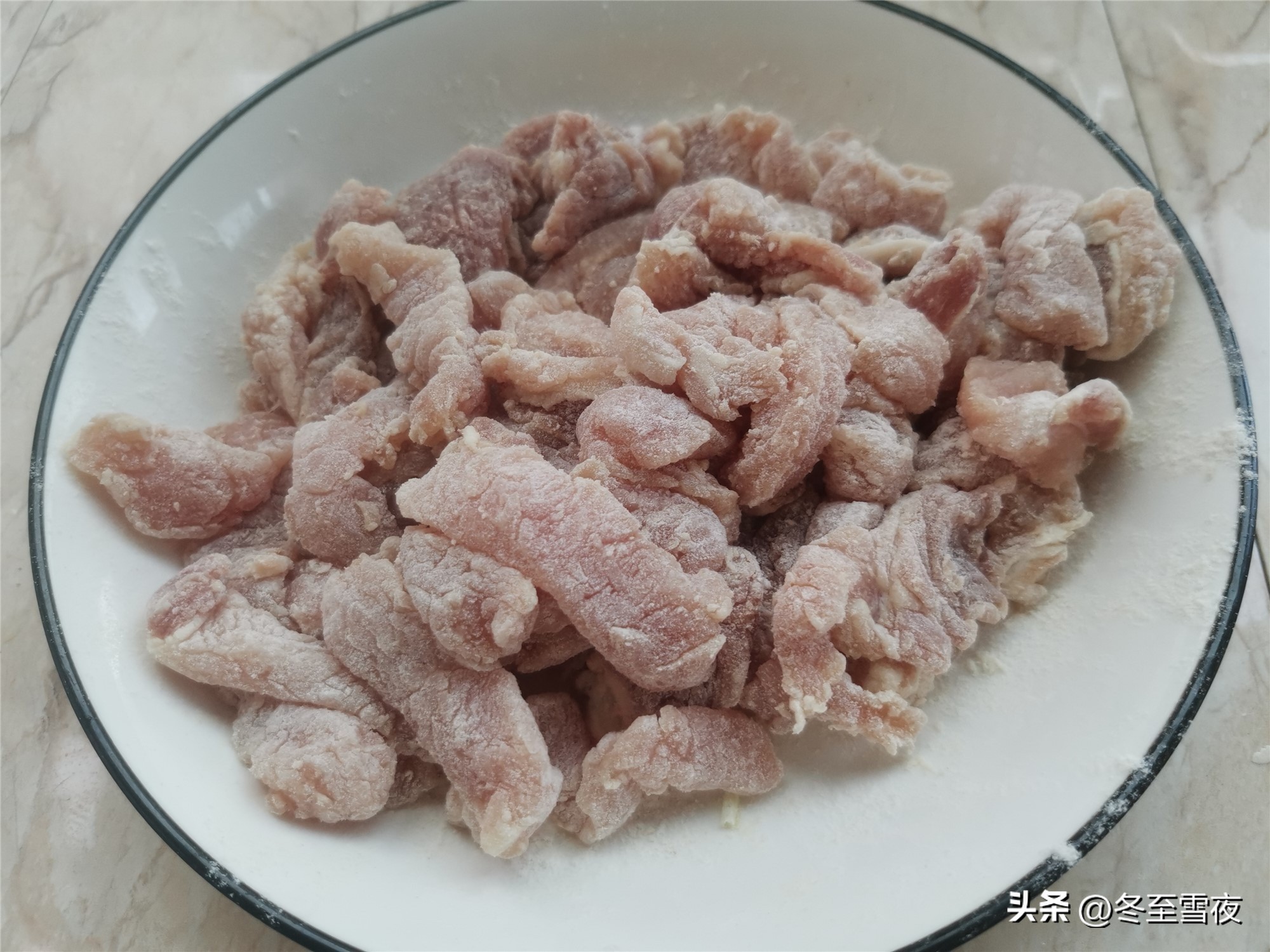 干炸里脊四十斤肉需要多少淀粉,干炸里脊用土豆淀粉还是红薯淀粉