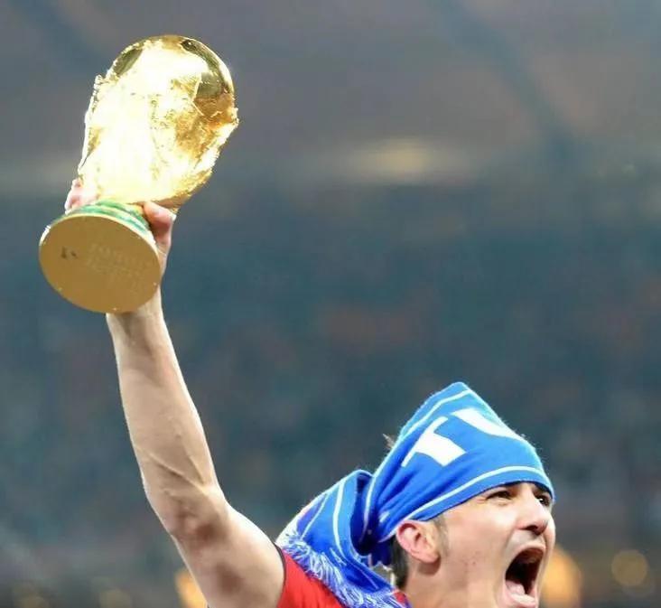 大卫比利亚个人资料,历史百大巨星排名