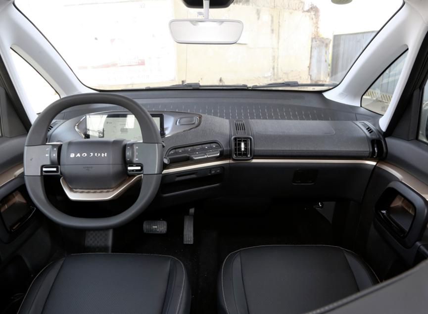 宝骏kiwi和奇瑞小蚂蚁哪个好,奇瑞小蚂蚁和宝骏kiwi的尺寸对比