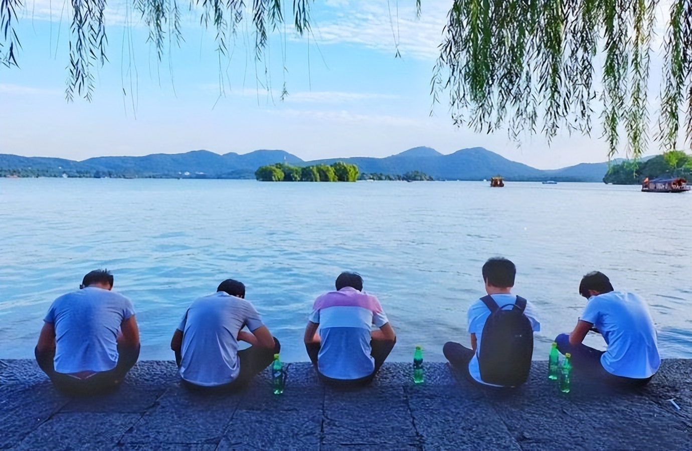 杭州一日游必玩景点杭州美食街,杭州亚运会和杭州景点