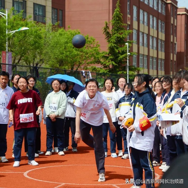 瀹屽叏浜烘牸棣栭噸浣撹偛,瀹屽叏浜烘牸棣栨帹浣撹偛