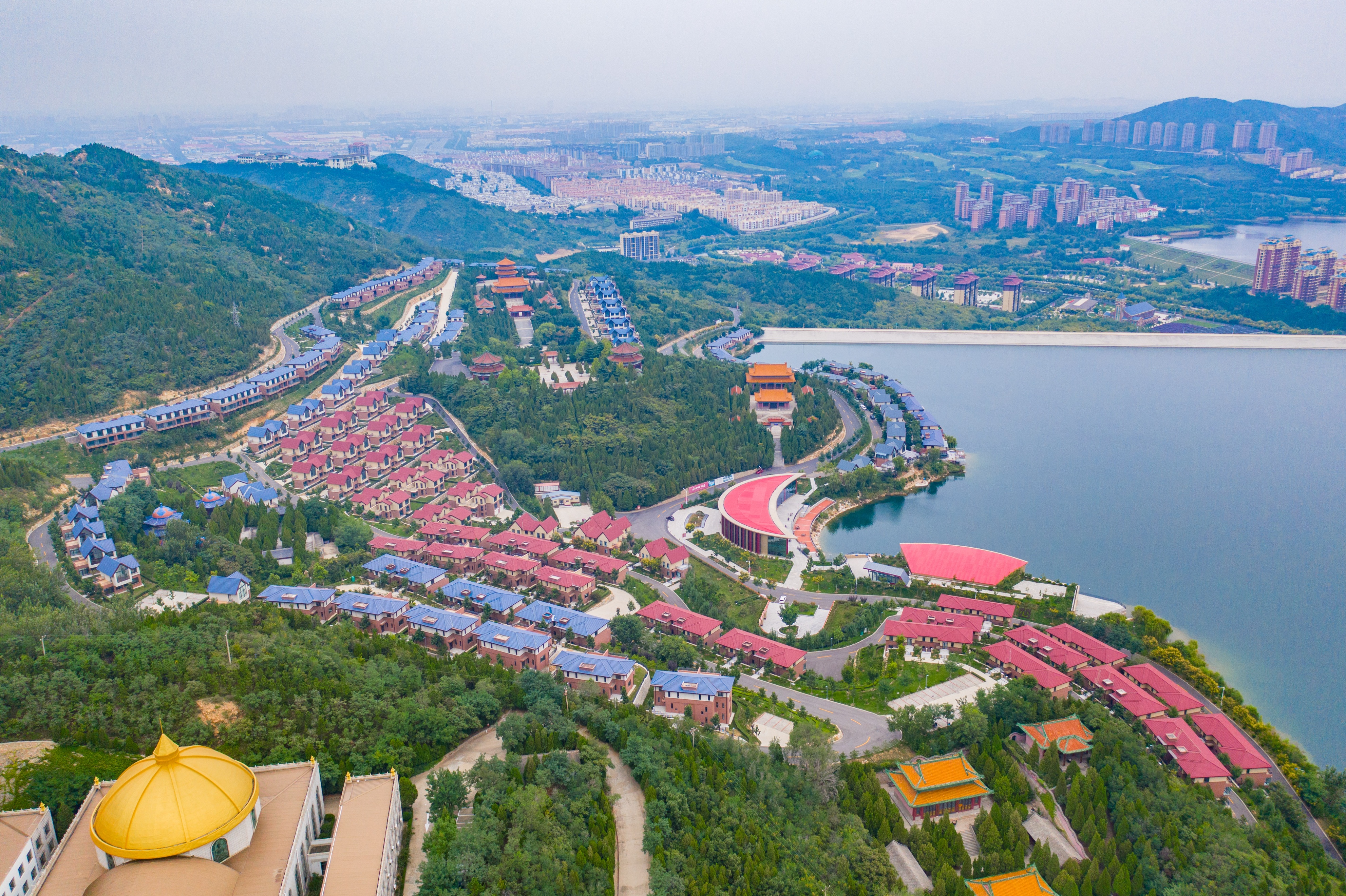 见山与见海,山东海滨小城龙口市