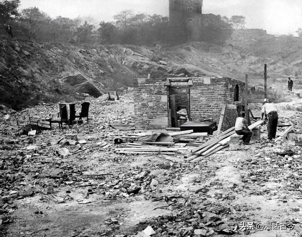 30张影像展现花楼女子媚态百出，丰乳肥臀之绝美风姿