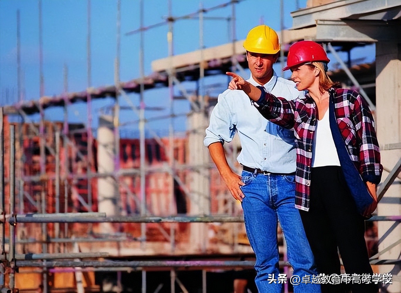 目前就业率较高的专业有哪些,就业率最高的十大专业有哪些