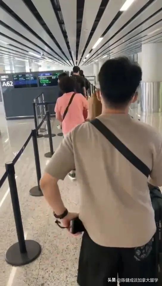 开学季加拿大入境航线新选择：Eric同学广州-首尔-多伦多行程纪实