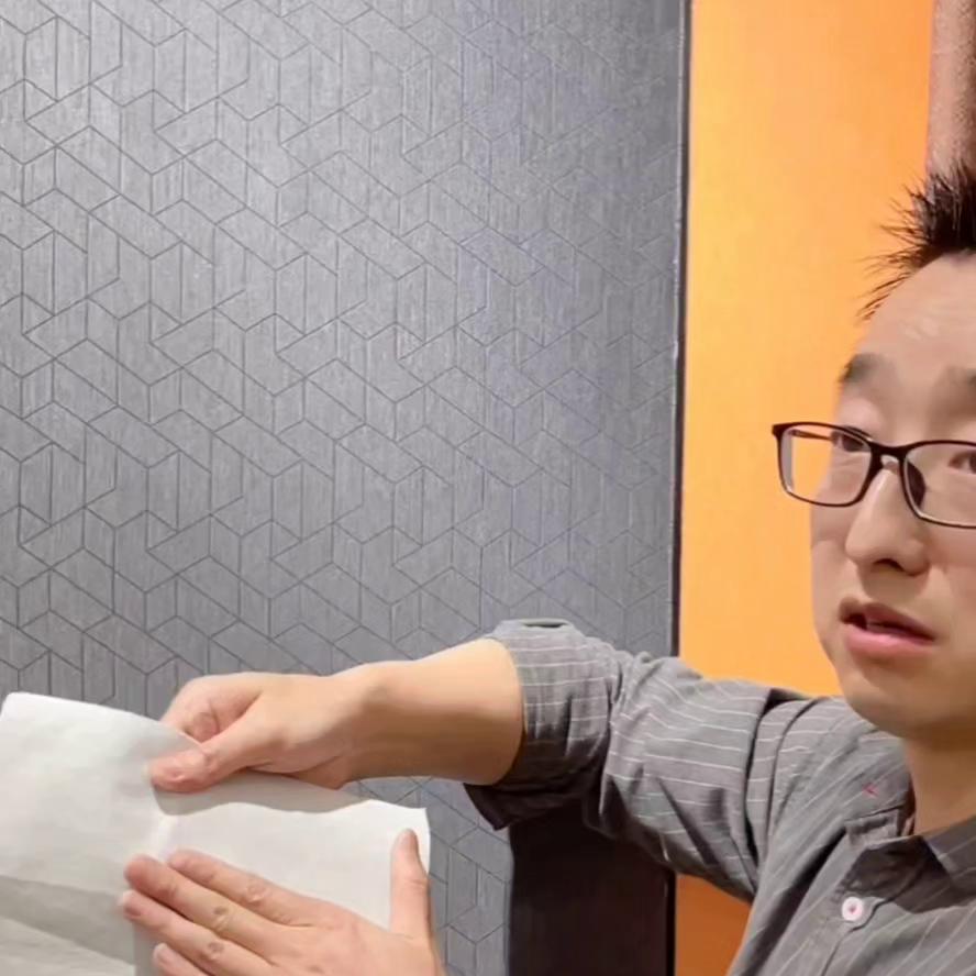 到底从哪些方面区分墙布质量好坏呢？来听听老徐怎么说！如...