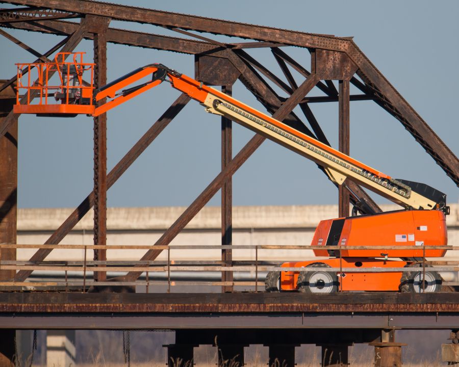 天桥起重成黑马,天桥起重机董事长