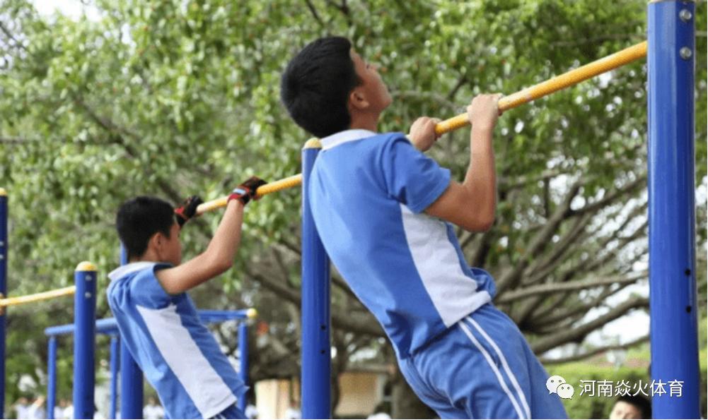 中考实心球犯规三次还有分数吗,初三体育测试扣分标准