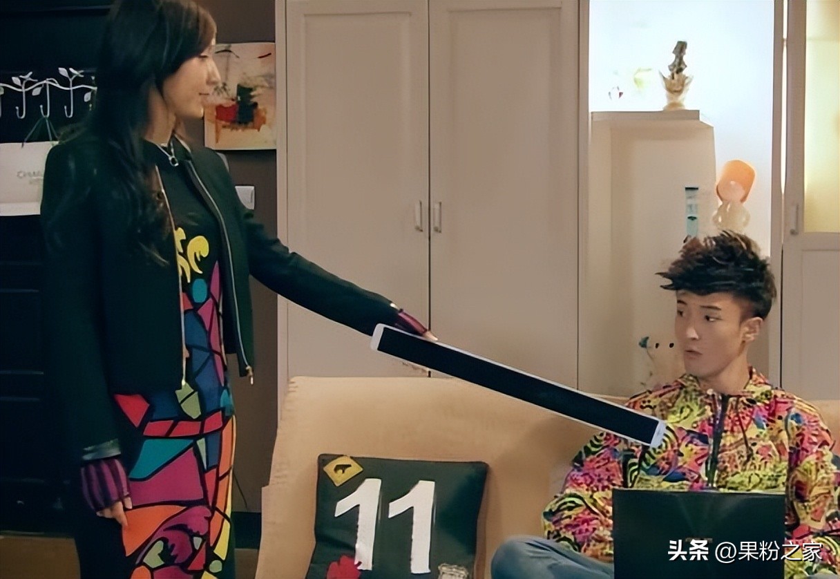 iphone屏幕发黄怎么调,iphone手机屏幕比较大的