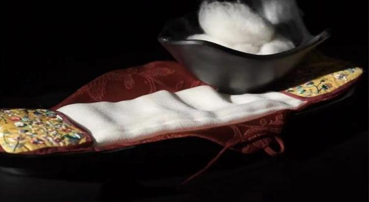 月经杯可以完全代替卫生巾吗,月经杯好用还是卫生巾好用