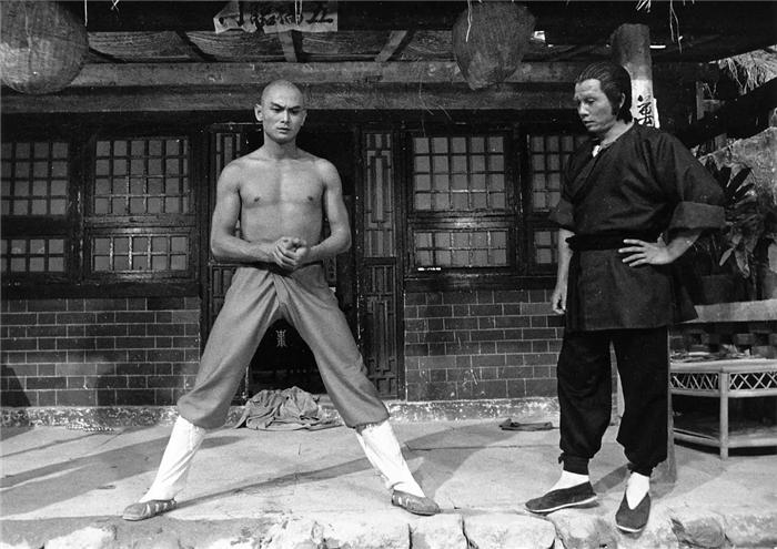 香港“女打星”背后的师傅：有人是黄飞鸿传人，有人是影坛大哥大