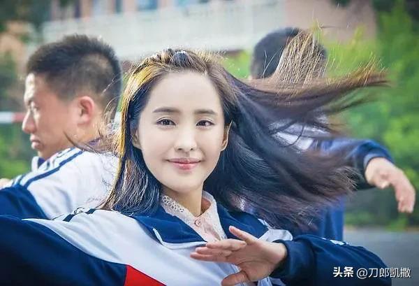 秋雅为什么突然火到国外,秋雅怎么不红