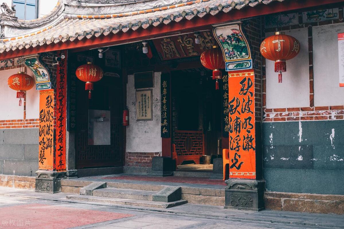 九成的国人都对她有误解！上天造神、下地造鞋，夹在福泉两州之间