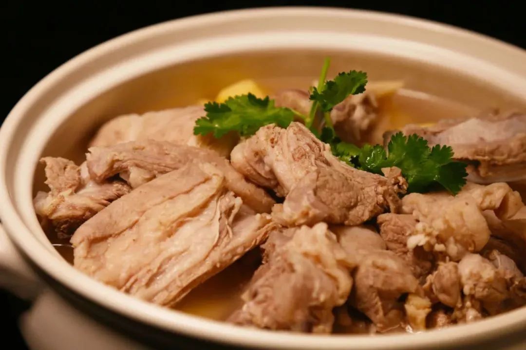 比年味谁更浓？谁能比得过花灯锦簇的栖云！