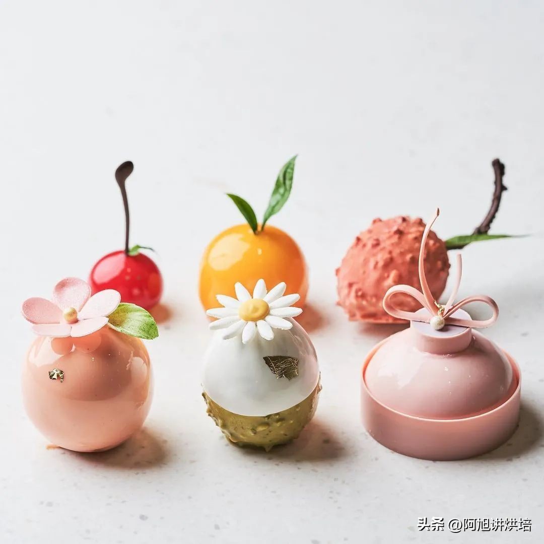 一生一代一双人争教两处销魂下句,一生一代一双人争教两处销魂赏析