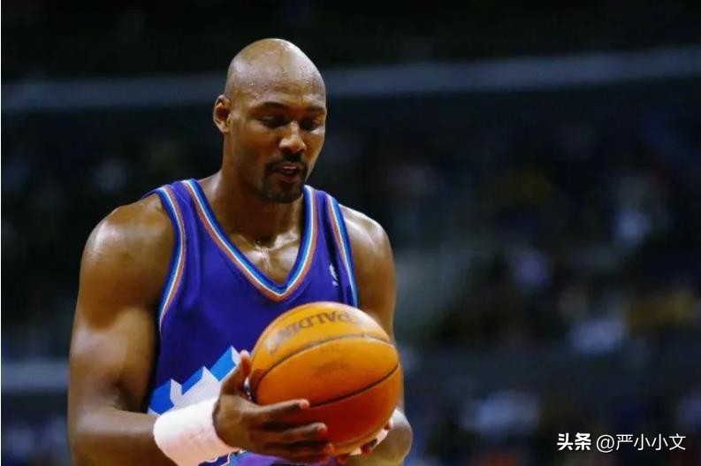 nba历史篮板榜霍华德,09魔术vs骑士霍华德场均罚球多少