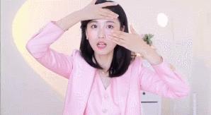 女孩问戴眼镜和不戴眼镜有啥区别,戴眼镜和不戴眼镜女生对比图