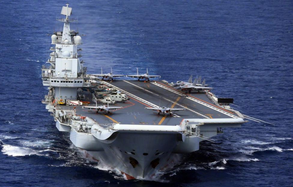 中途岛号航母和辽宁舰对比,辽宁舰和山东舰能对抗尼米兹舰吗
