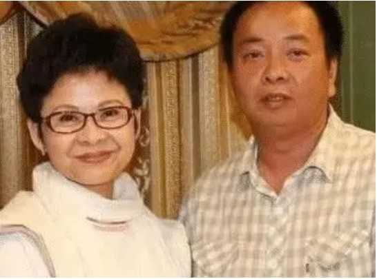 董文华丈夫张楠：苦等5年毫无怨言，关键时刻助妻子走出名誉风波