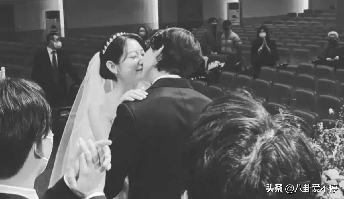 李钟硕朴信惠李敏镐颁奖典礼同台,李钟硕朴信惠李敏镐颁奖典礼现场