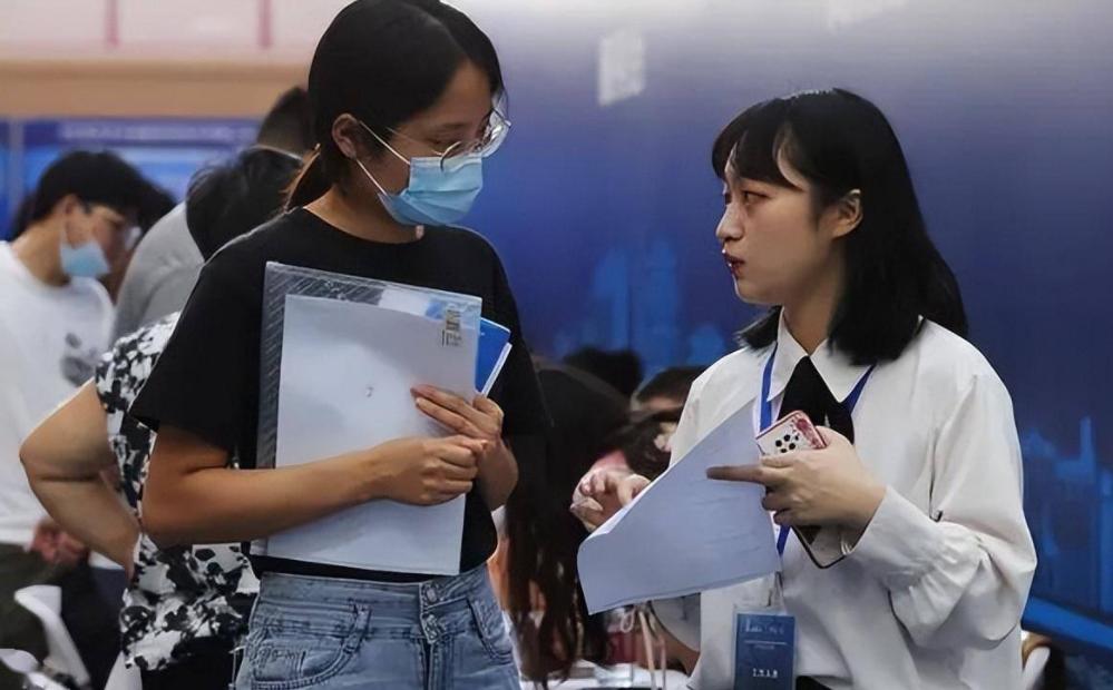 多数高校取消文科相关专业,高校文科专业何去何从