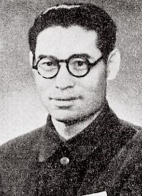 1950年，高岗到朝鲜看望彭德怀，问：毛岸英呢？他怎么不来看我？