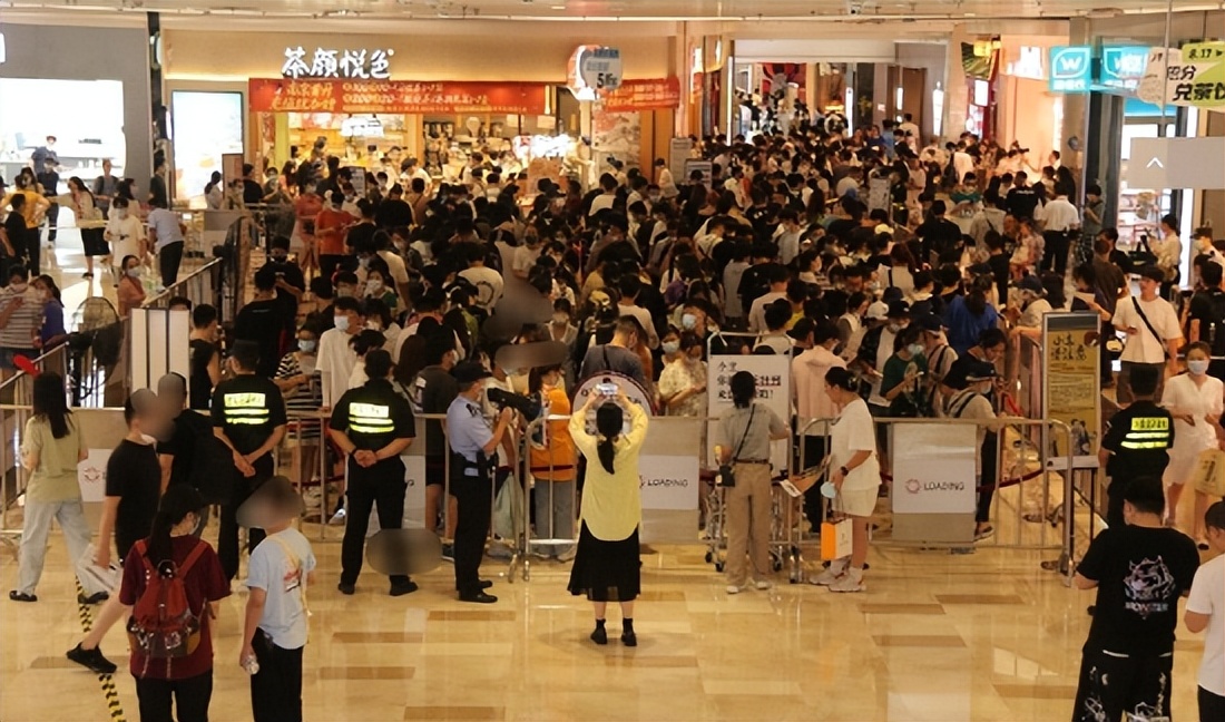 茶颜悦色排队代购炒作,南京茶颜悦色开业后续