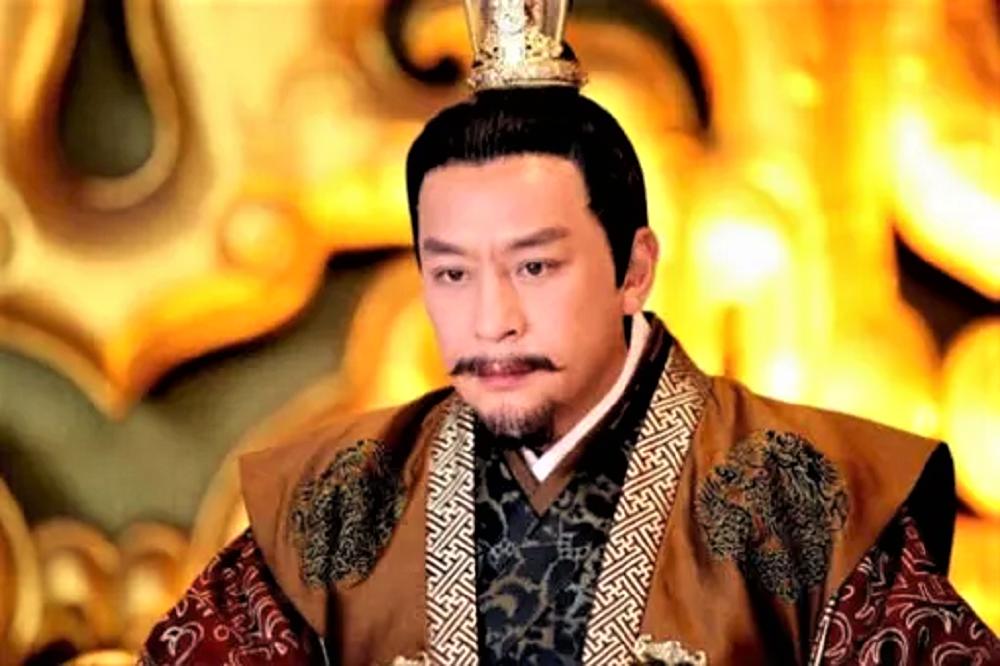 李显复位后是怎么对待武则天的,神探狄仁杰李显武则天片段