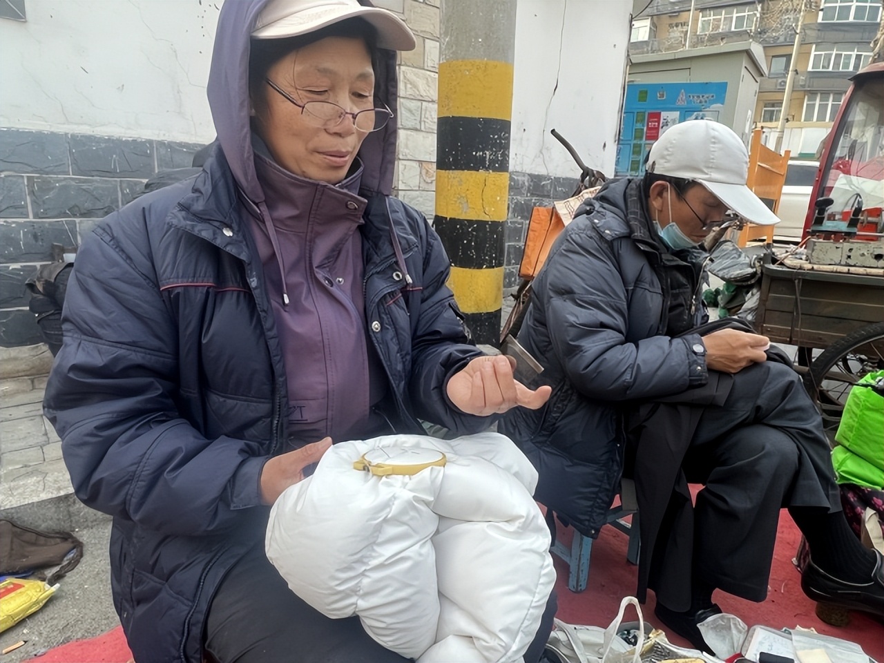 济南泺口服装城修补衣服,济南手工修补衣服的店