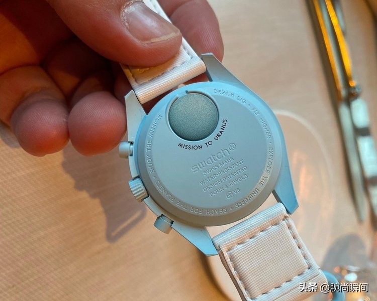 终于拿到了一个OmegaxSwatchMoonSwatch这是我的真实想法