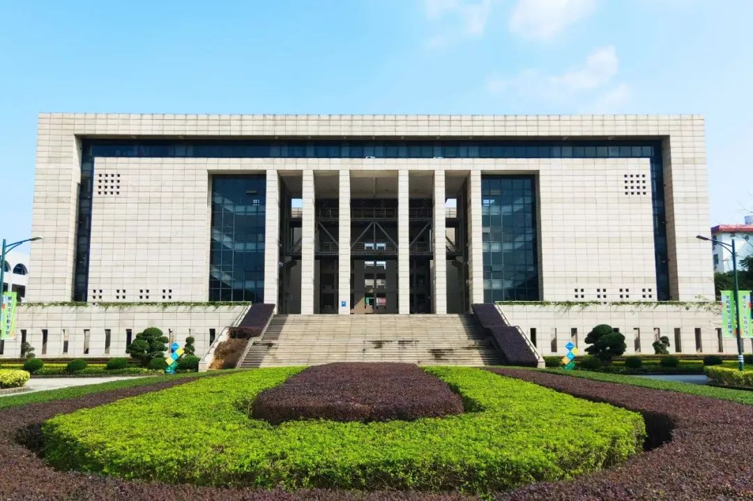 广州商学院在黄埔,广州商学院在哪啊