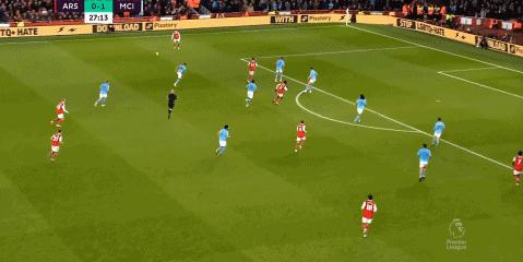 瓜迪奥拉输给穆里尼奥之后,曼城师徒对决