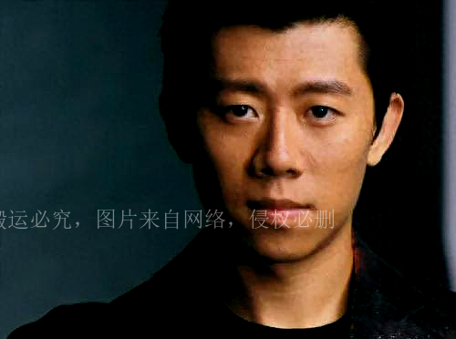 十大小眼睛男明星,十大魅力单眼皮男明星图片