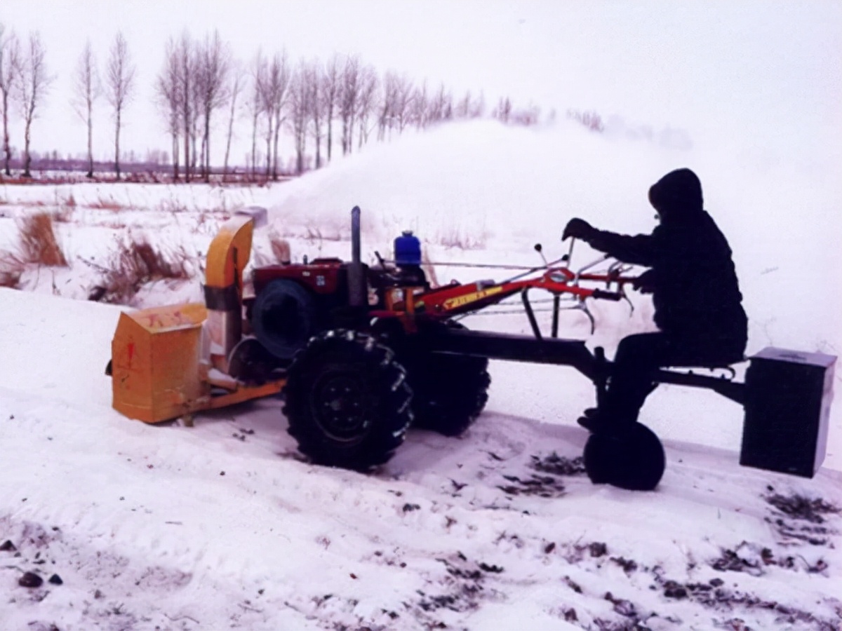 除雪机无法启动,手推除雪机打不着火
