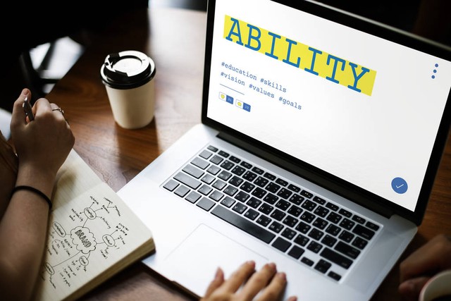 2023年普通人赚钱的机遇在哪,普通人2023年最能赚到钱的行业