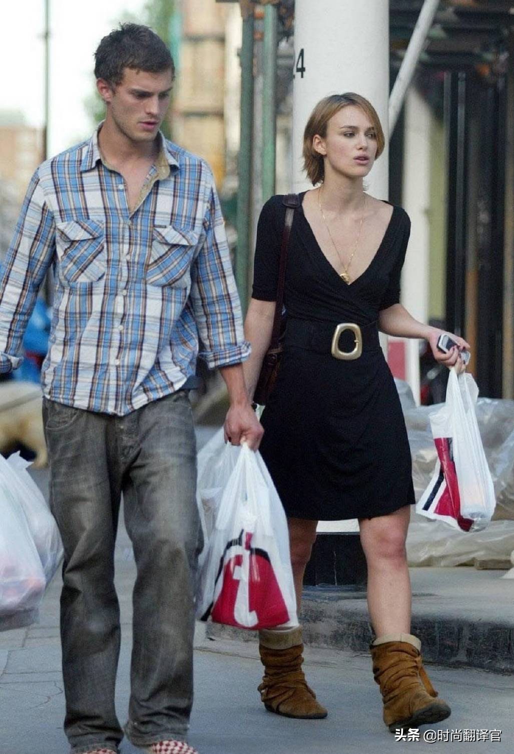 看了这位英伦玫瑰的小腿，我才明白为什么她偏爱锥形裤和长裙